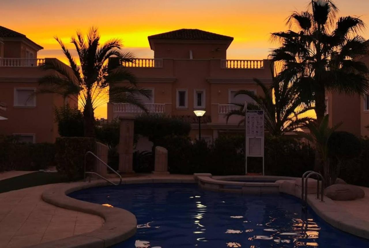 De Suabia, Casa 9 Villa